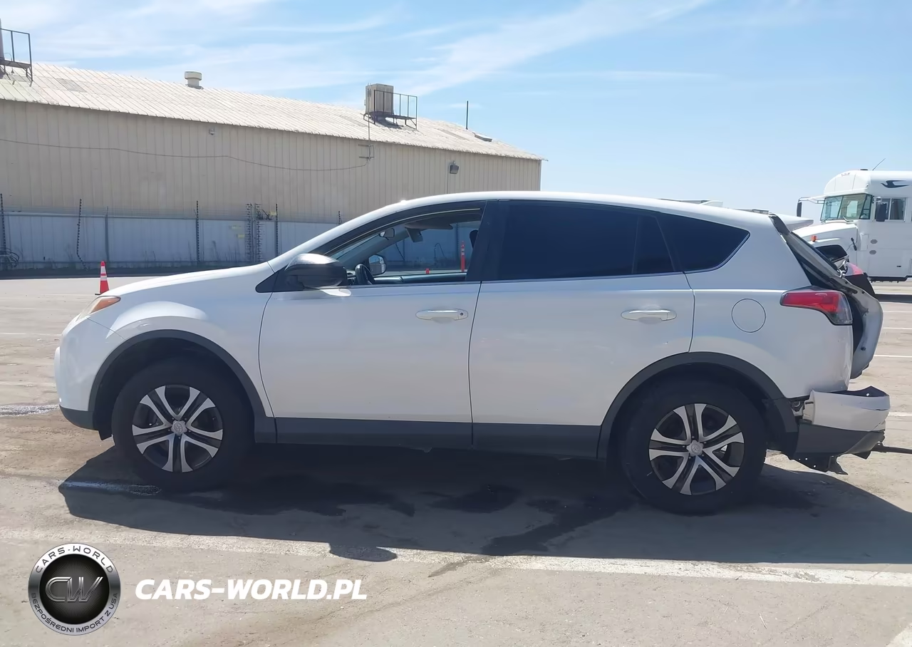 2018 Toyota Rav4 Le VIN:2T3ZFREV3JW454500 - 15