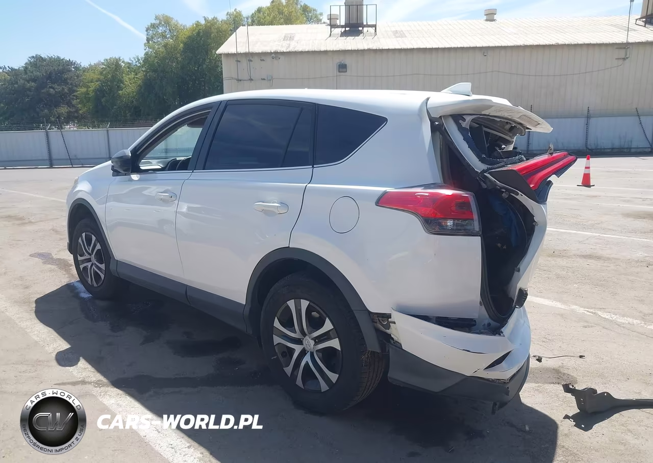 2018 Toyota Rav4 Le VIN:2T3ZFREV3JW454500 - 3