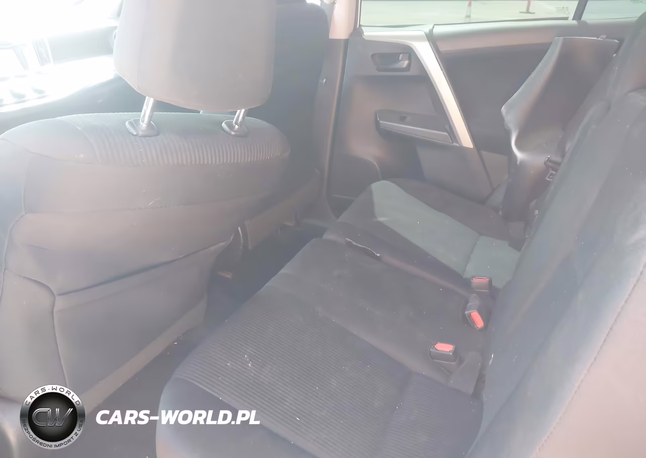 2018 Toyota Rav4 Le VIN:2T3ZFREV3JW454500 - 8