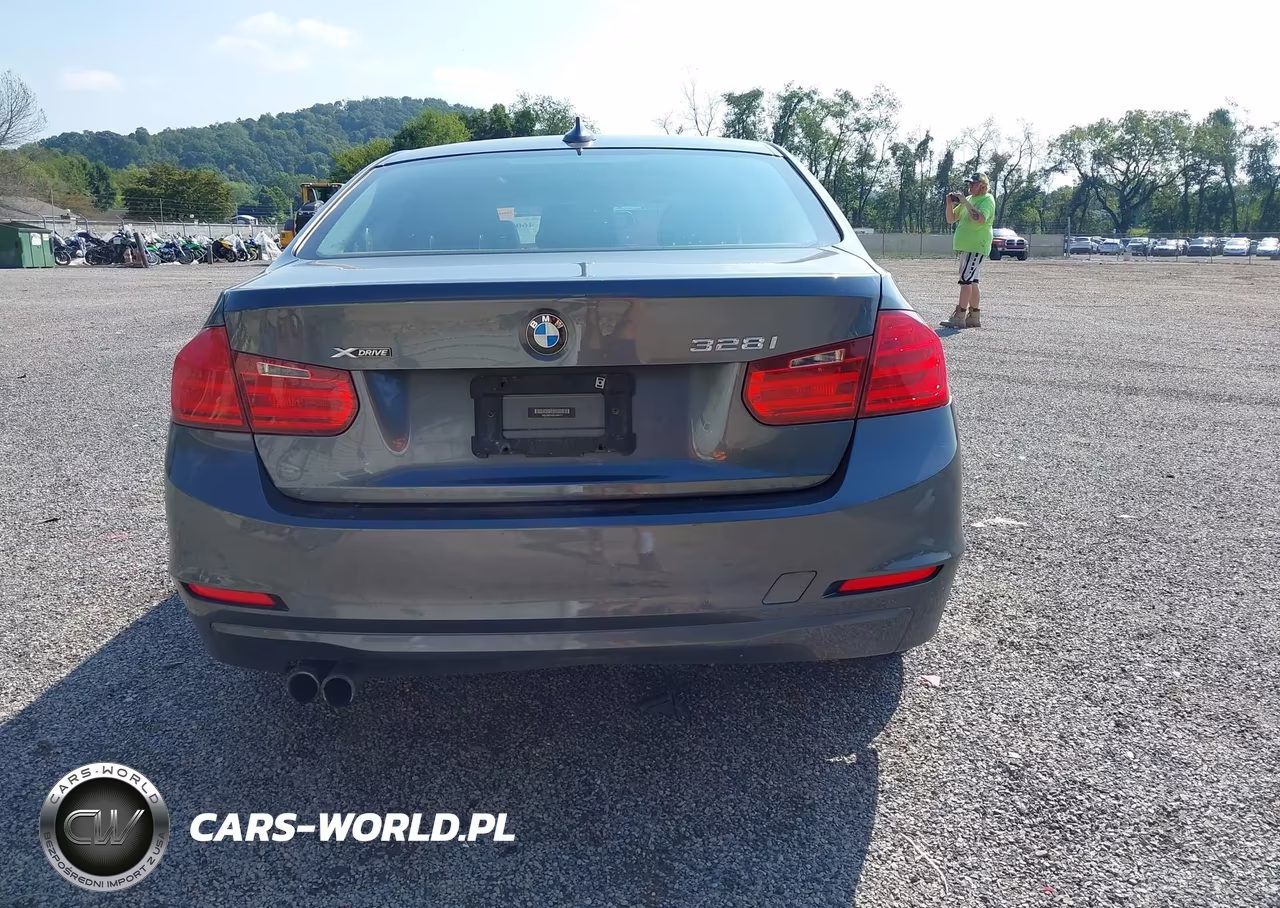 2013 BMW 328I xDrive VIN:WBA3B5C54DJ599171 - 17