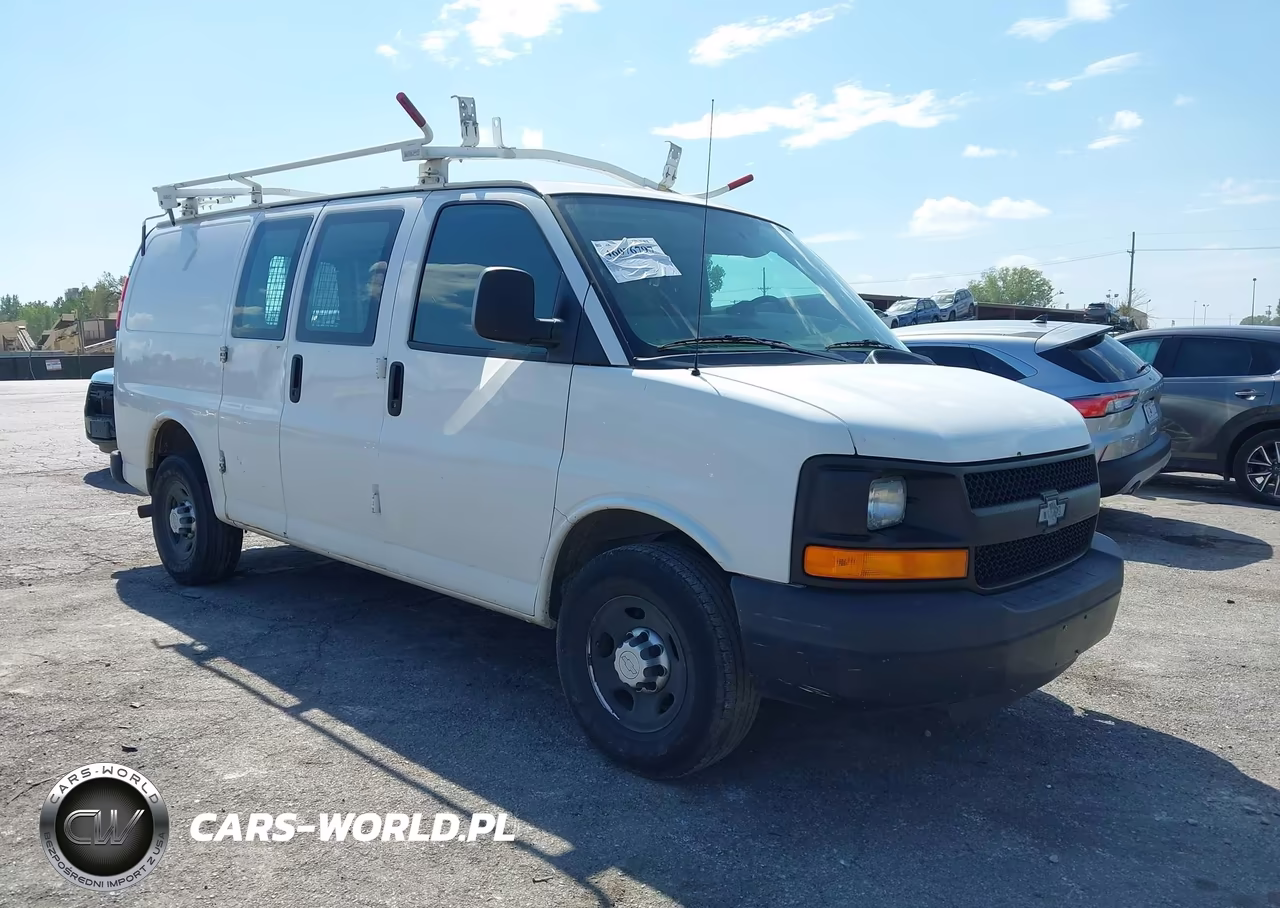 2014 Chevrolet Express 2500 Work Van – zdjęcie 1 z 15