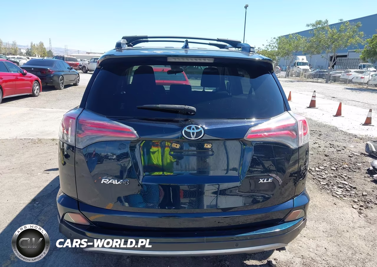2017 Toyota Rav4 Xle VIN:JTMWFREV2HJ122723 - 17