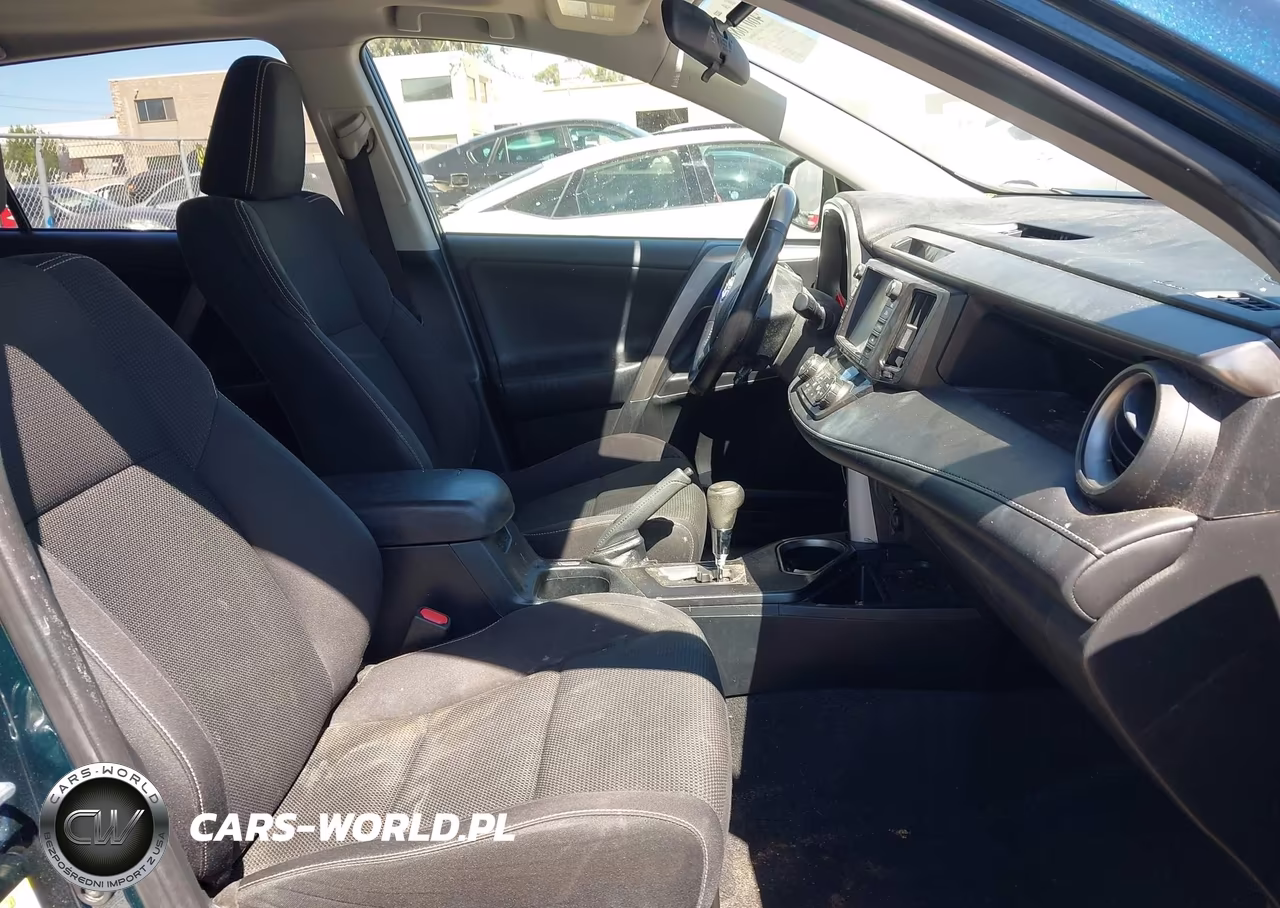 2017 Toyota Rav4 Xle VIN:JTMWFREV2HJ122723 - 5