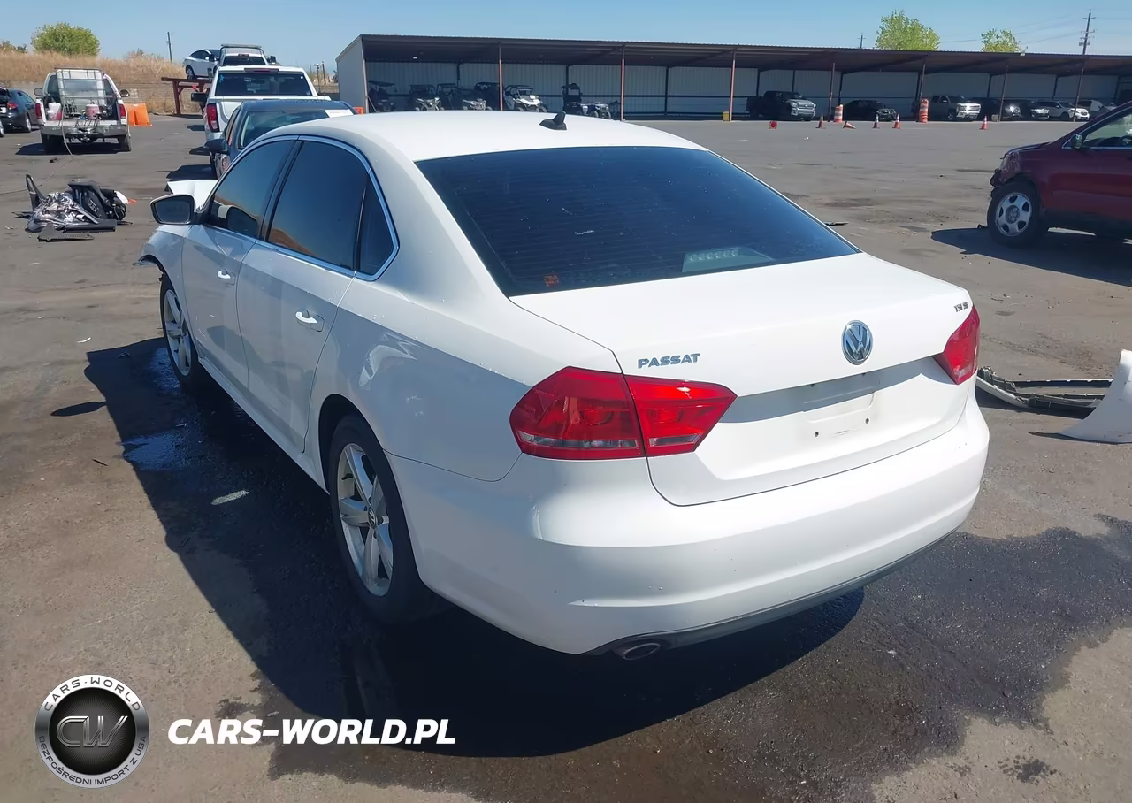 2015 Volkswagen Passat 1.8T Se VIN:1VWBT7A37FC006433 - 3