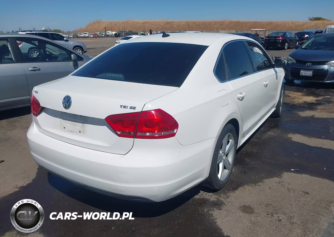 2015 Volkswagen Passat 1.8T Se VIN:1VWBT7A37FC006433 - 4