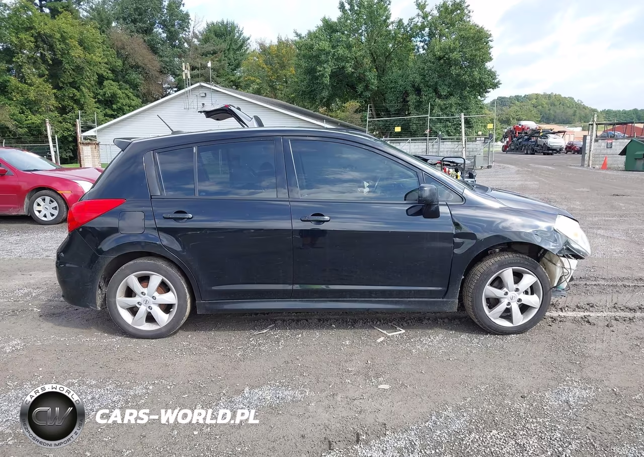 2010 Nissan Versa 1.8Sl VIN:3N1BC1CP4AL414808 - 13