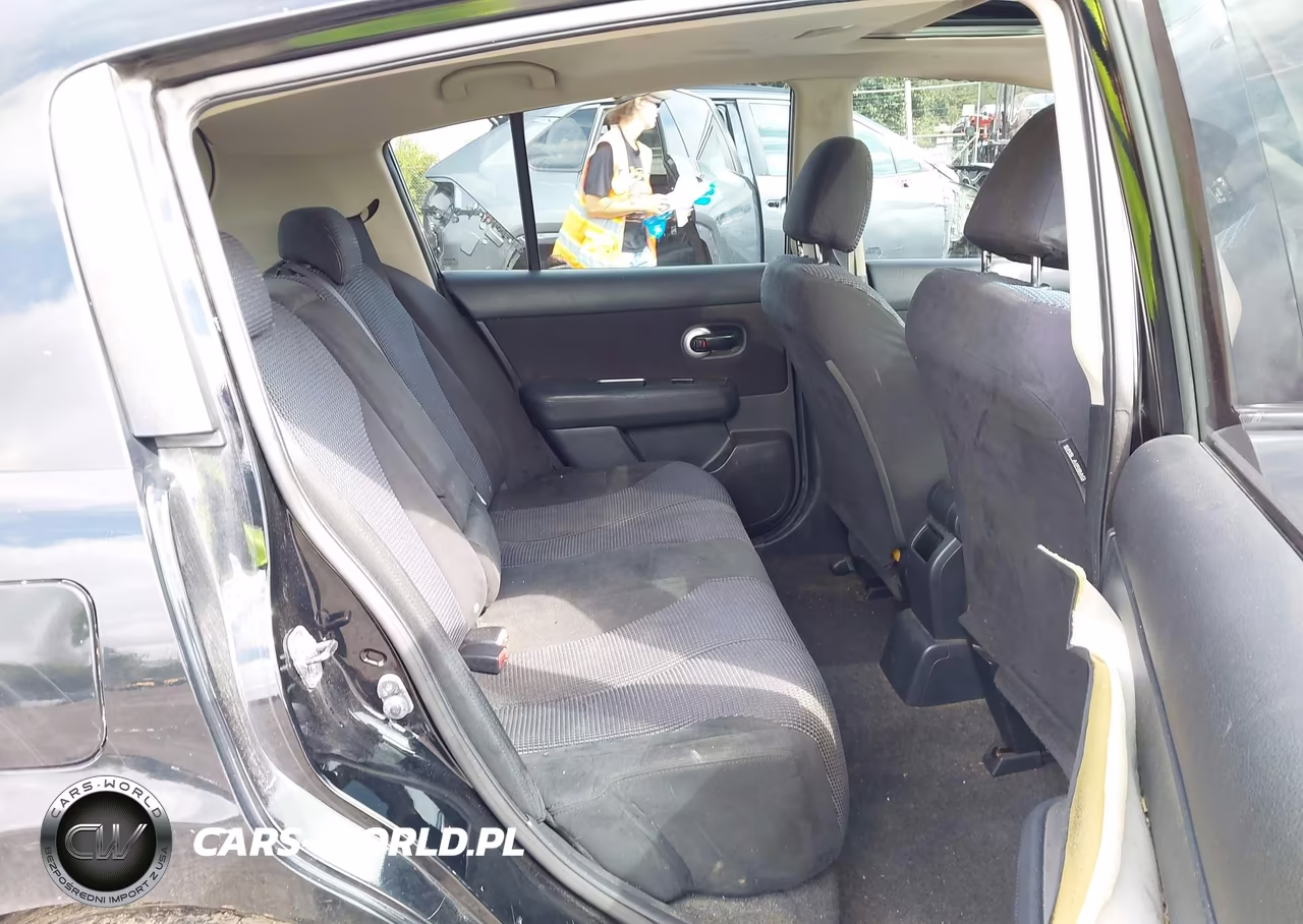 2010 Nissan Versa 1.8Sl VIN:3N1BC1CP4AL414808 - 8