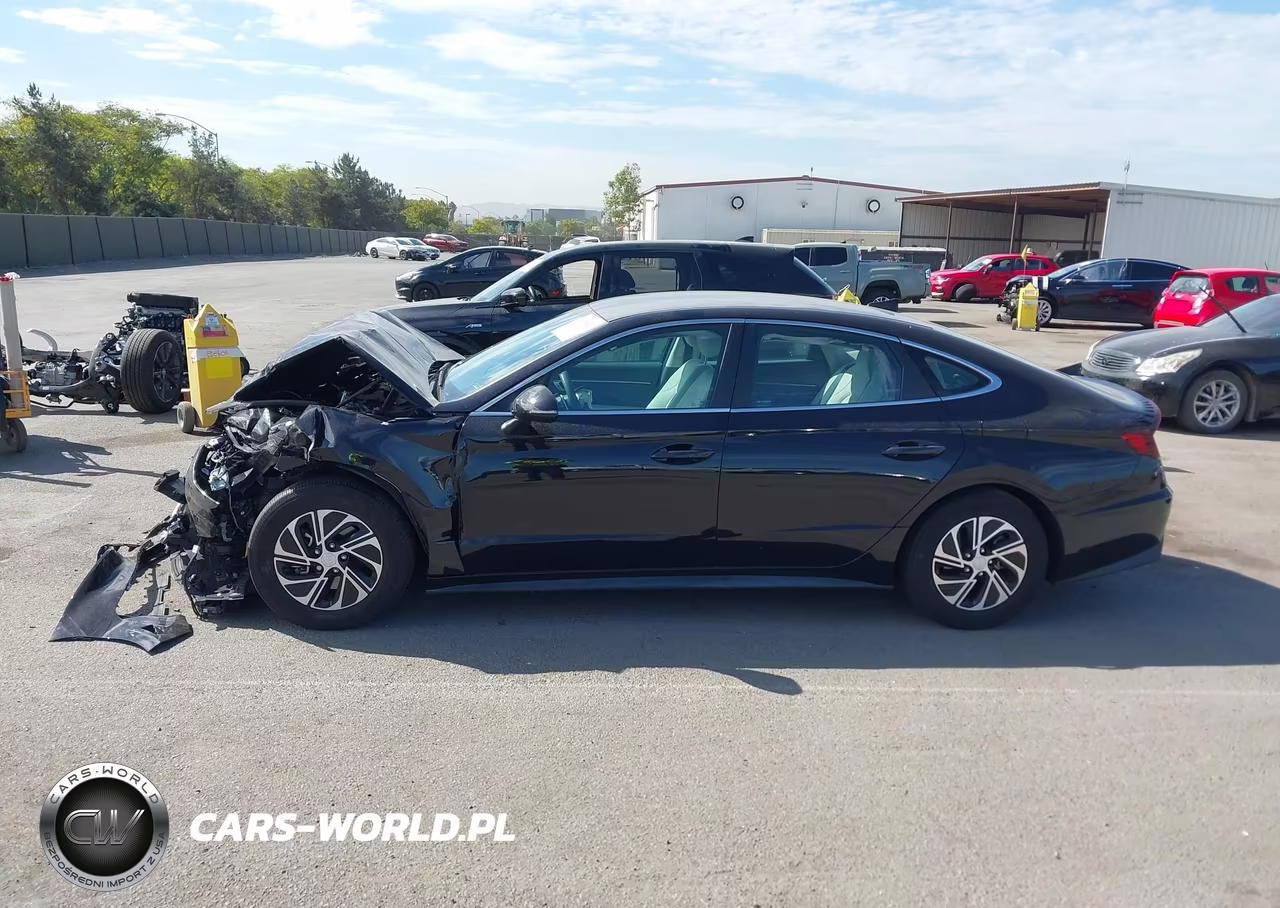 2023 Hyundai Sonata Hybrid Blue VIN:KMHL24JJ5PA081924 - 17