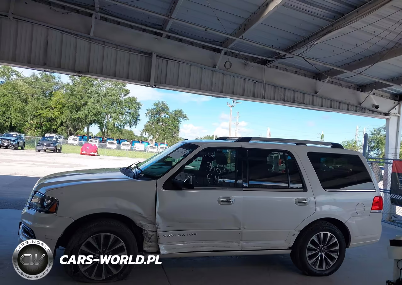 2015 Lincoln Navigator VIN:5LMJJ2JT1FEJ08511 - 14