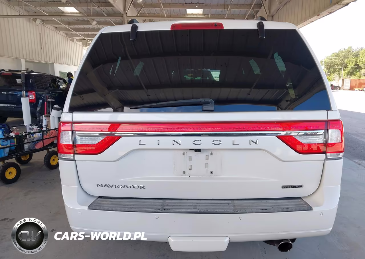 2015 Lincoln Navigator VIN:5LMJJ2JT1FEJ08511 - 16