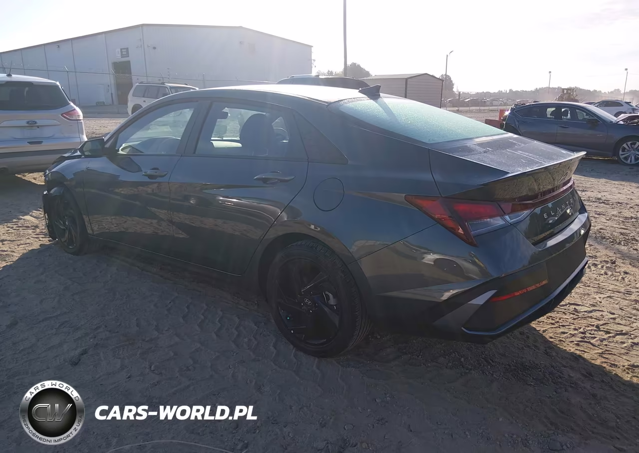 2026 Hyundai Elantra Sel Sport VIN:KMHLM4DG9TU188705 - 3