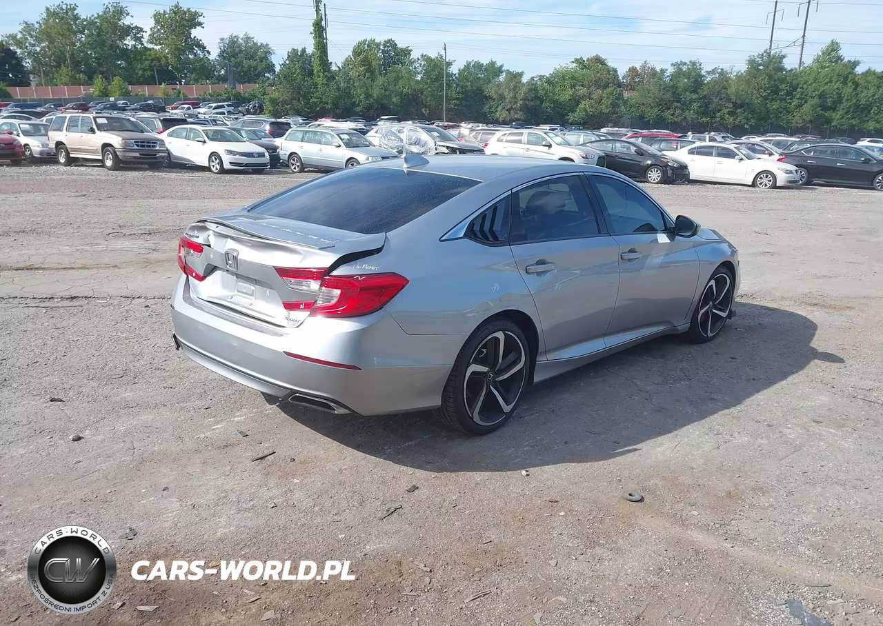 2018 Honda Accord Sport VIN:1HGCV1F38JA028552 - 4