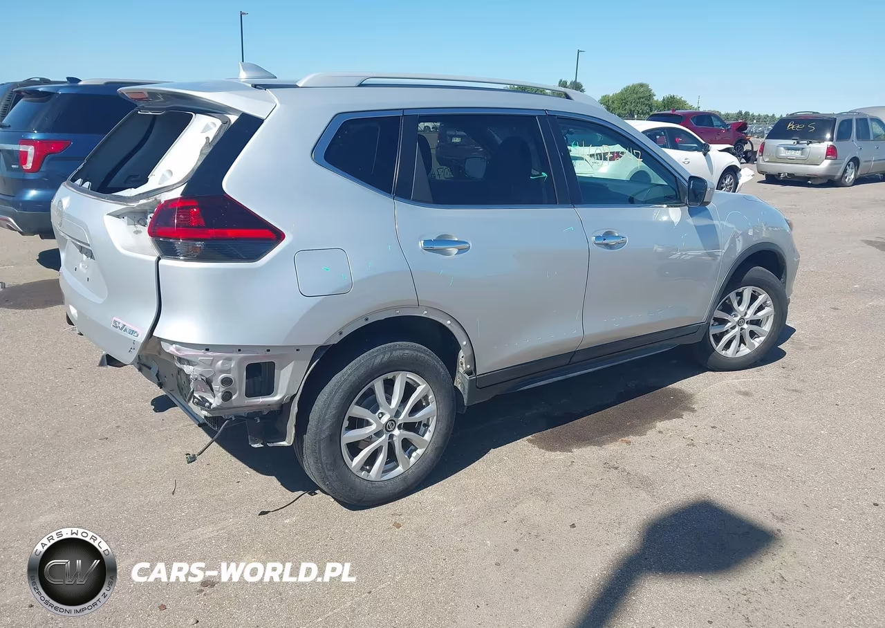 2018 Nissan Rogue Sv VIN:5N1AT2MV2JC710932 - 4