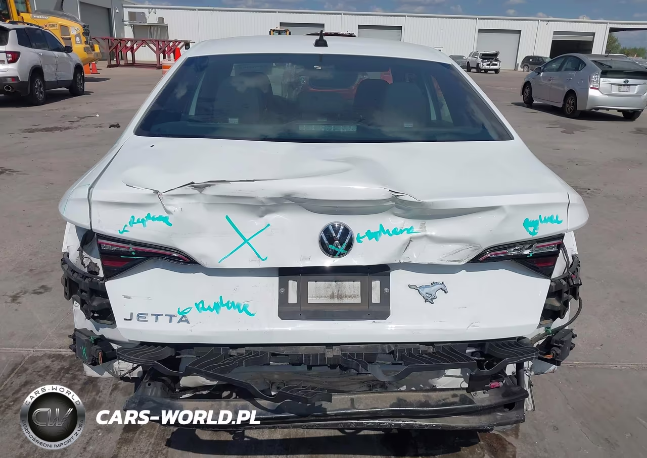 2023 Volkswagen Jetta 1.5T Sport VIN:3VWBM7BUXPM004616 - 6