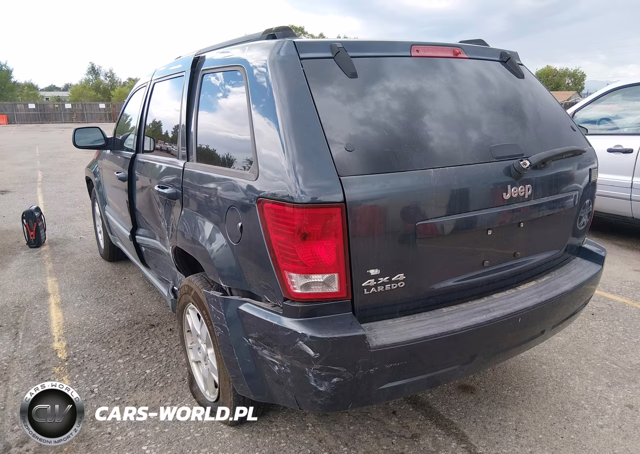 2007 Jeep Grand Cherokee Laredo VIN:1J8GR48K77C531814 - 12