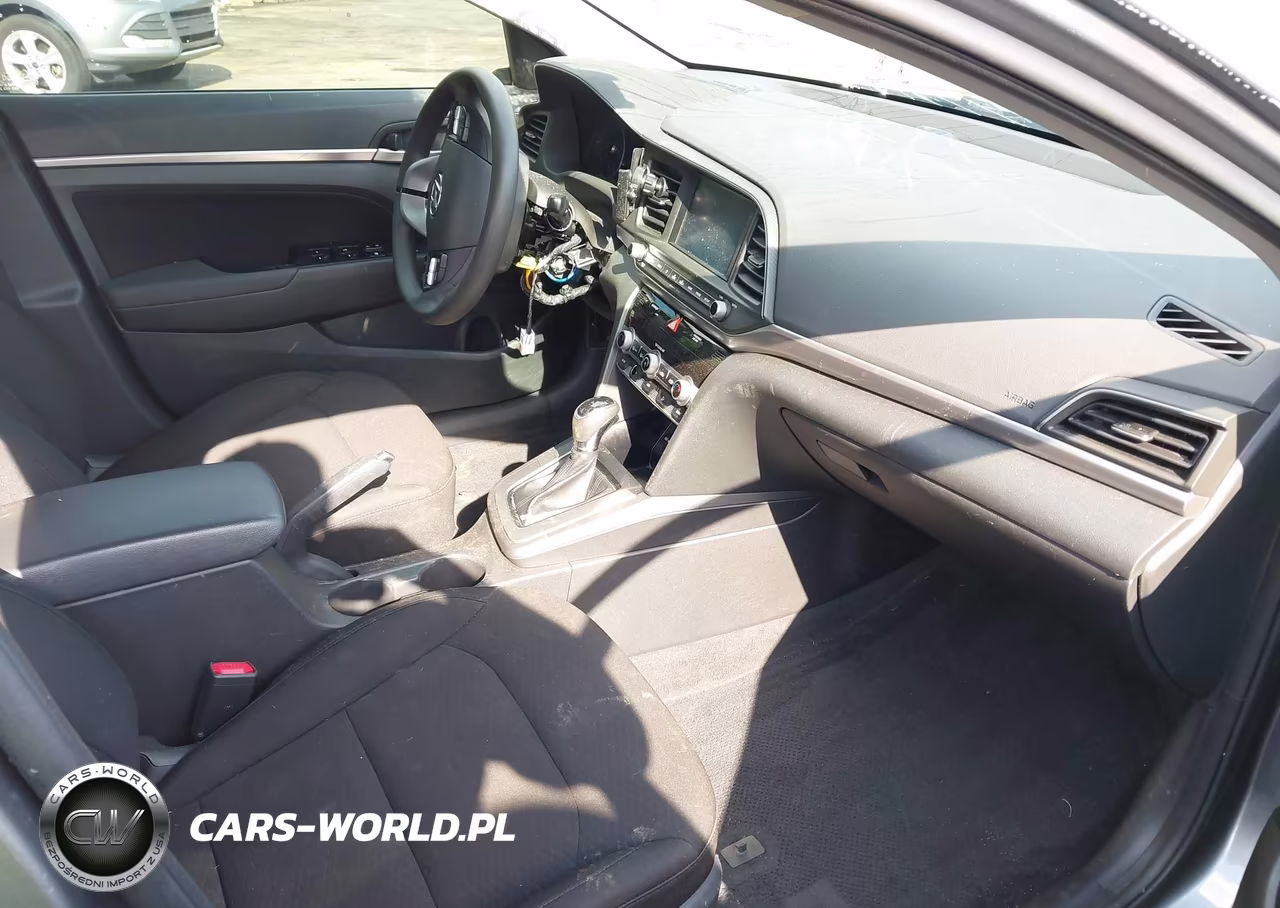 2020 Hyundai Elantra Sel VIN:5NPD84LF6LH545435 - 5