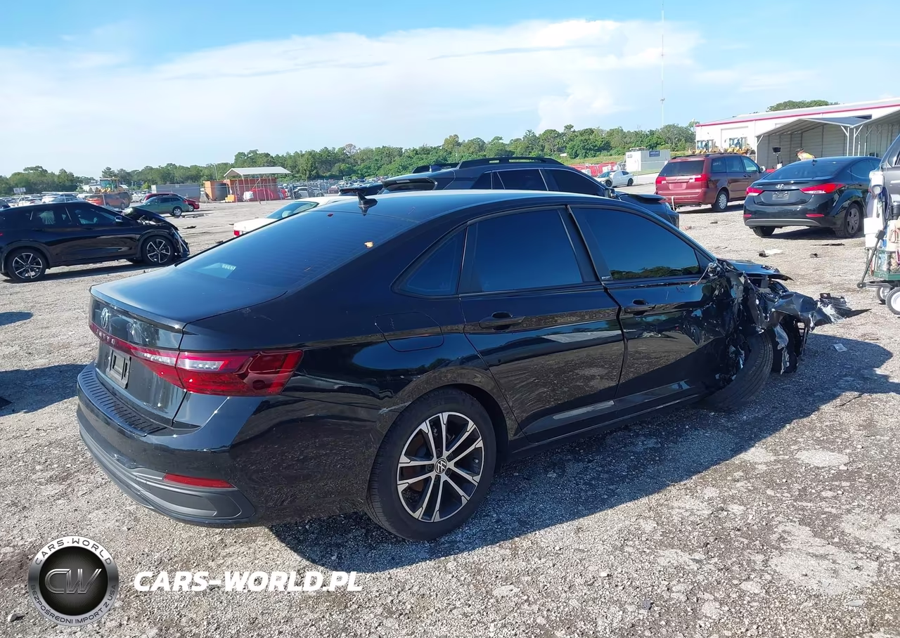 2025 Volkswagen Jetta 1.5T Sport VIN:3VWBX7BU5SM099120 - 4