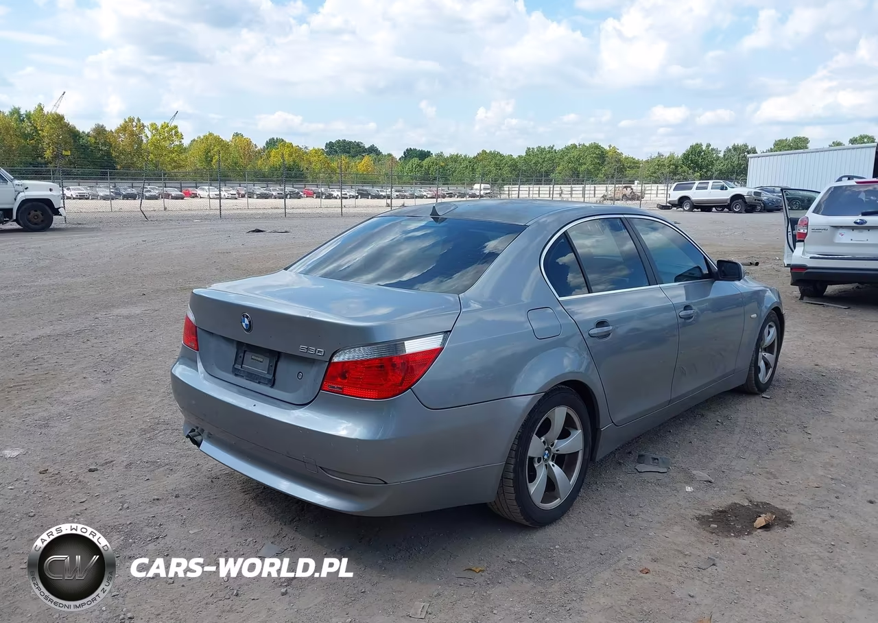 2007 BMW 530I VIN:WBANE73557CM49056 - 4