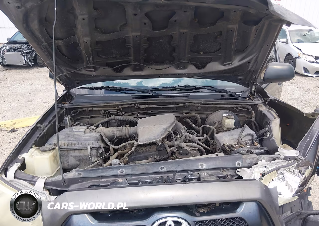 2015 Toyota Tacoma VIN:5TFJX4CN6FX057091 - 10
