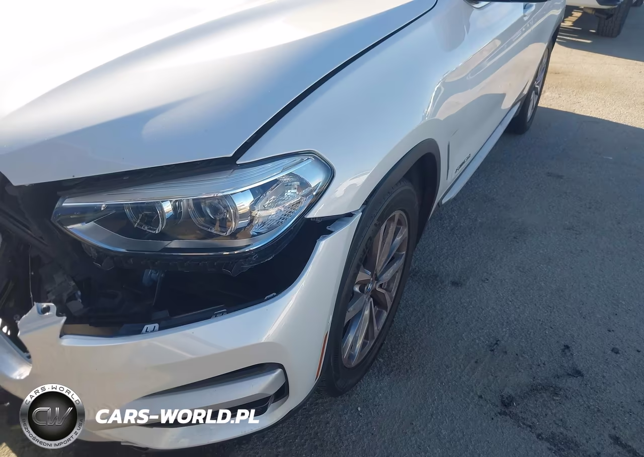 2018 BMW X3 xDrive30I VIN:5UXTR9C51JLC75635 - 12