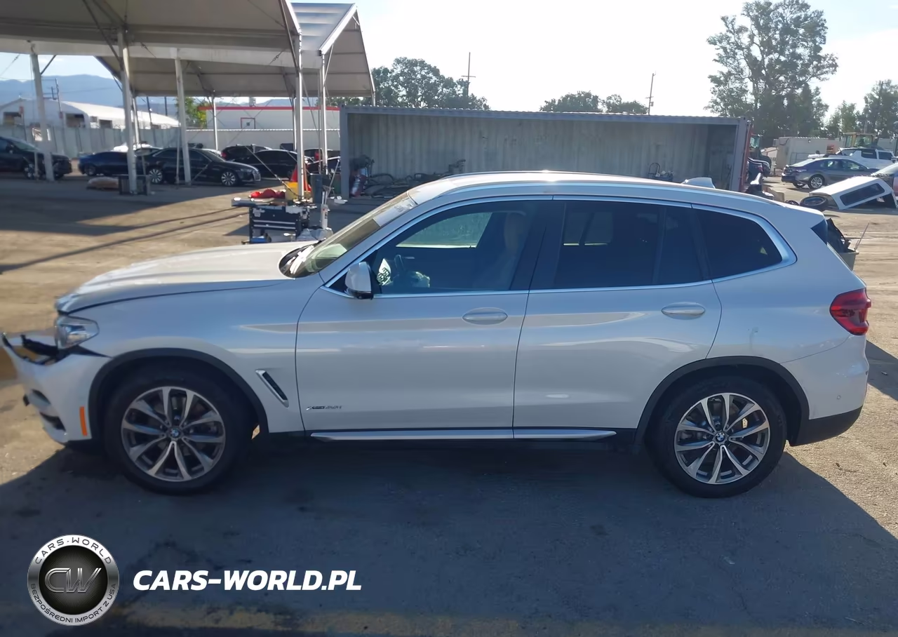 2018 BMW X3 xDrive30I VIN:5UXTR9C51JLC75635 - 16