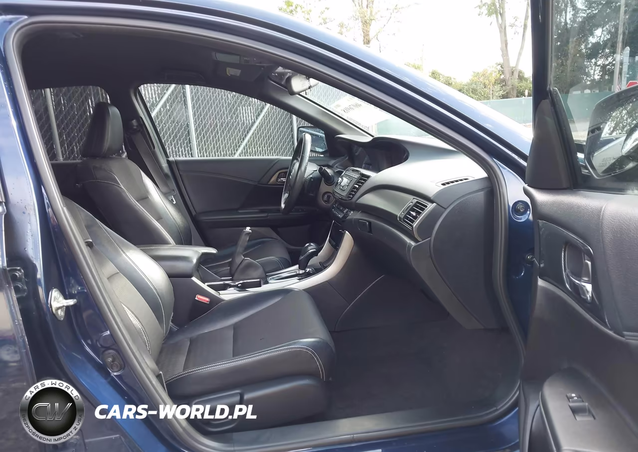 2017 Honda Accord Sport VIN:1HGCR2F55HA012198 - 5