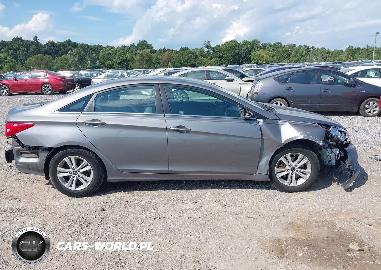 2013 Hyundai Sonata Gls VIN:5NPEB4AC0DH723145 - 13