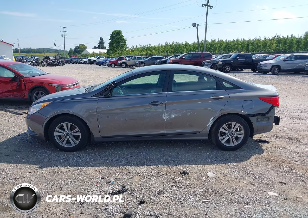 2013 Hyundai Sonata Gls VIN:5NPEB4AC0DH723145 - 14