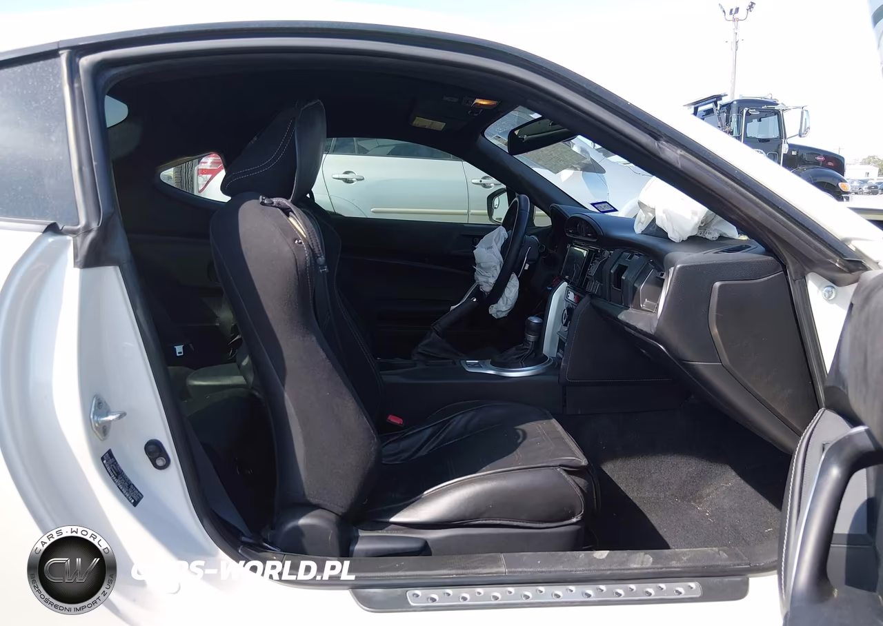 2020 Toyota 86 VIN:JF1ZNAA17L8752571 - 5