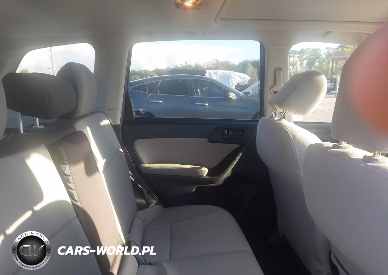 2016 Subaru Forester 2.5I Premium VIN:JF2SJADC8GH410008 - 8
