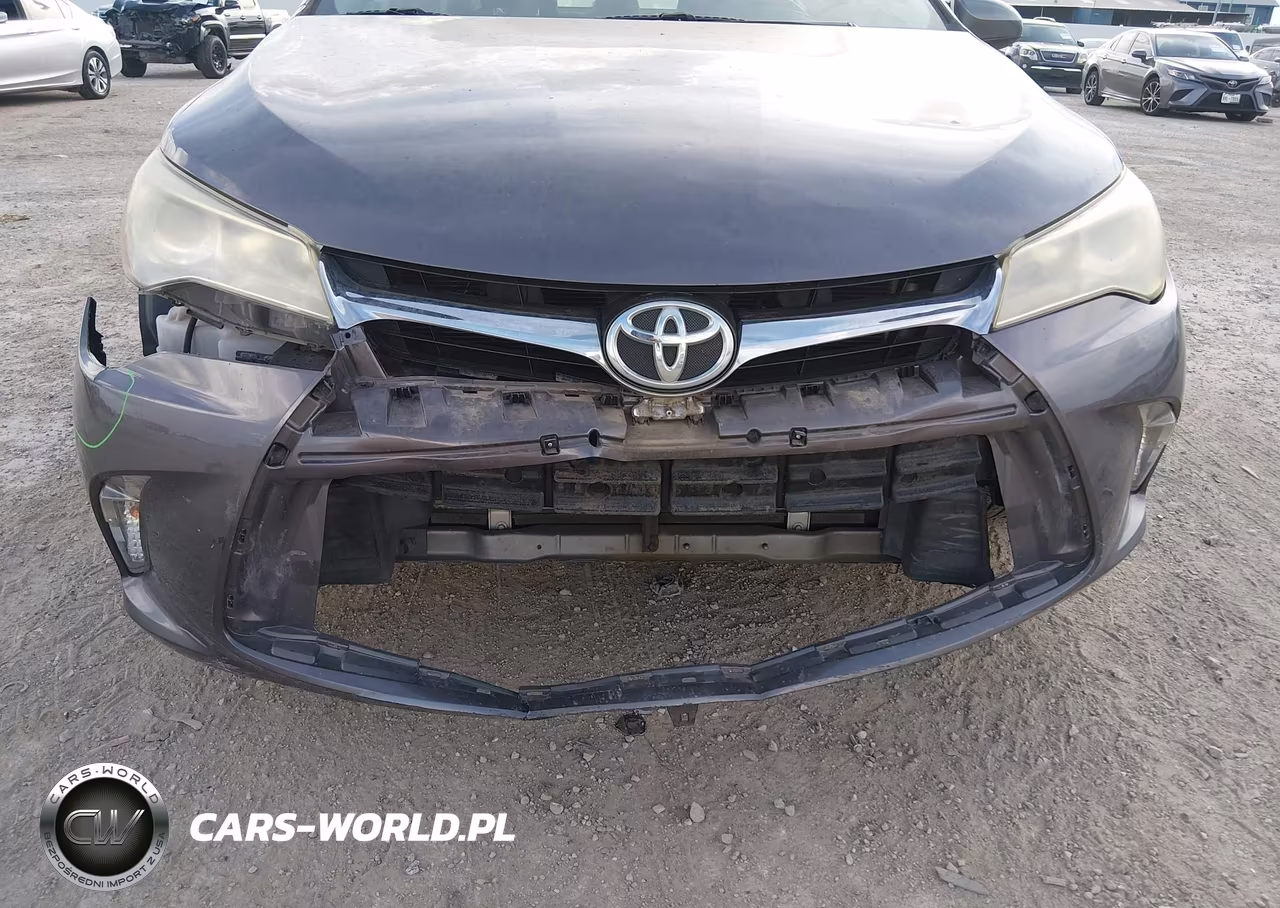2015 Toyota Camry Le VIN:4T4BF1FK7FR499954 - 17