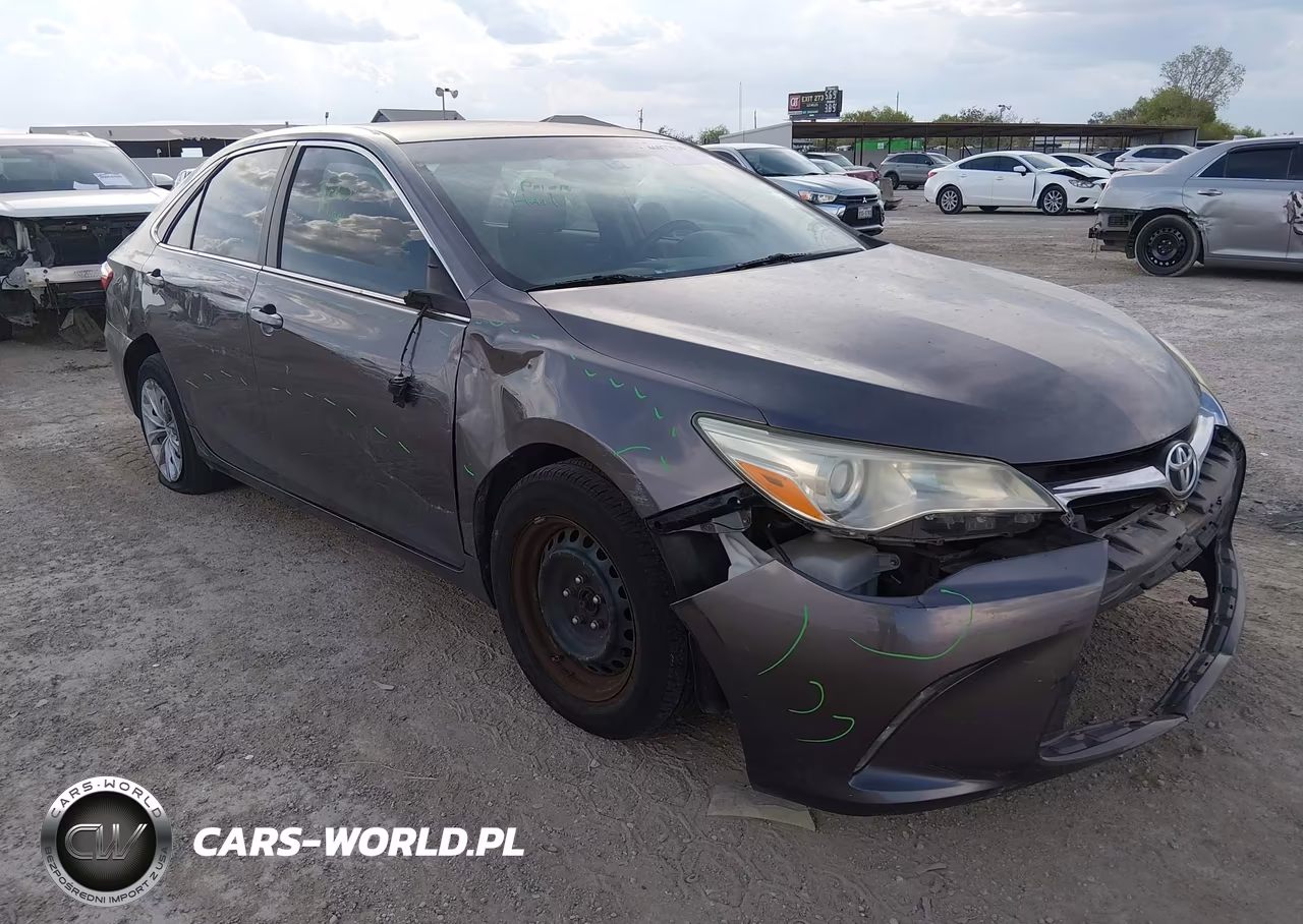 2015 Toyota Camry Le VIN:4T4BF1FK7FR499954 - 6