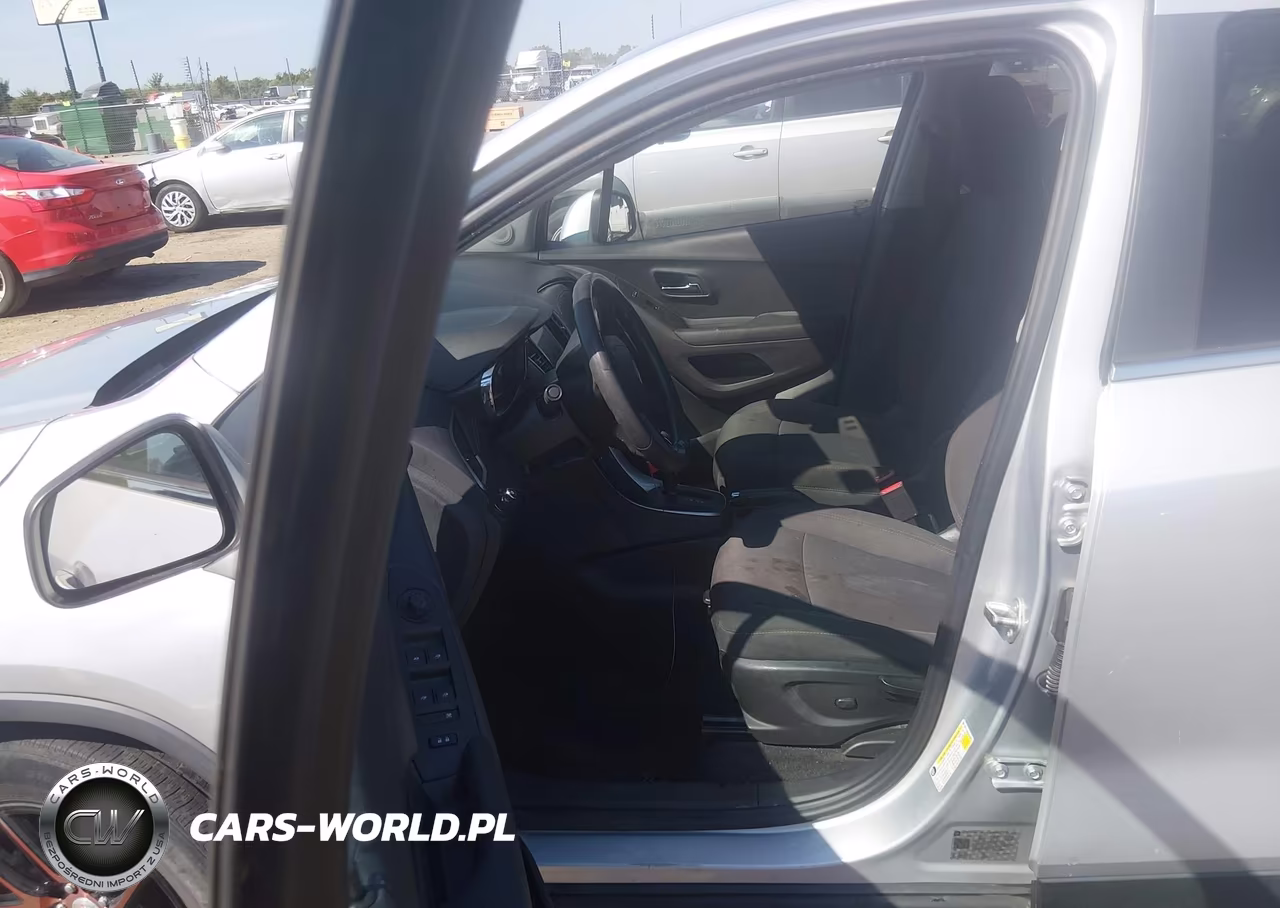 2020 Chevrolet Trax Fwd Lt VIN:3GNCJLSB1LL311087 - 19