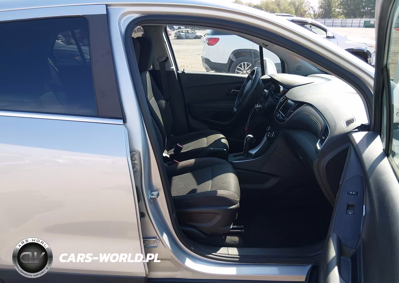 2020 Chevrolet Trax Fwd Lt VIN:3GNCJLSB1LL311087 - 5