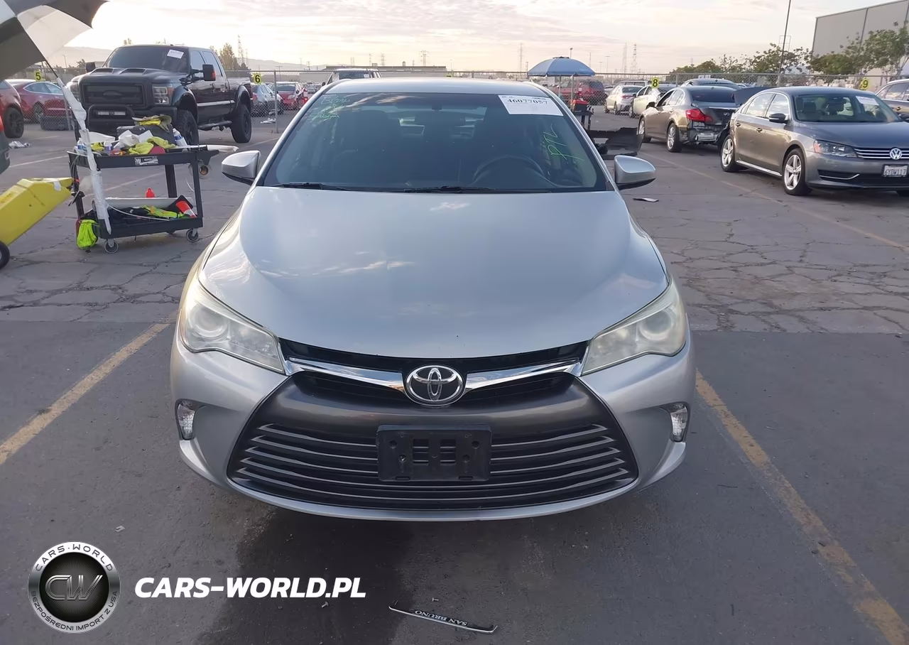 2015 Toyota Camry Le VIN:4T4BF1FK9FR479561 - 12