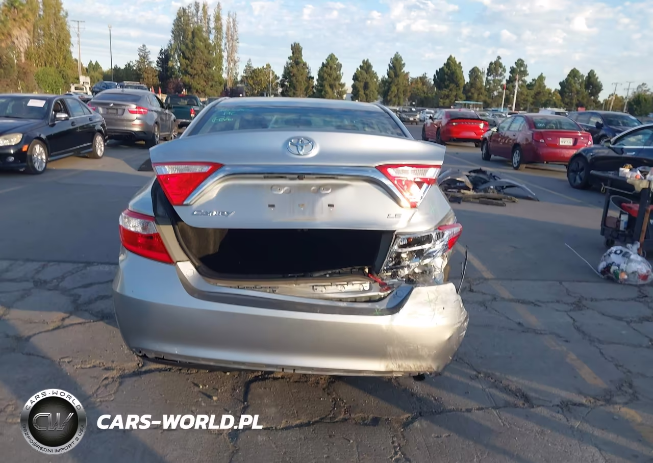 2015 Toyota Camry Le VIN:4T4BF1FK9FR479561 - 16