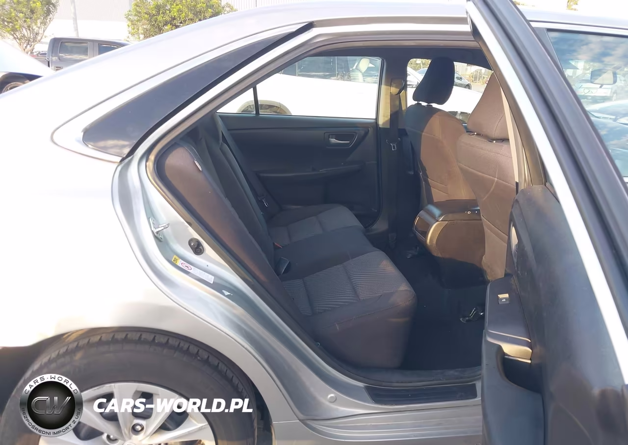2015 Toyota Camry Le VIN:4T4BF1FK9FR479561 - 8
