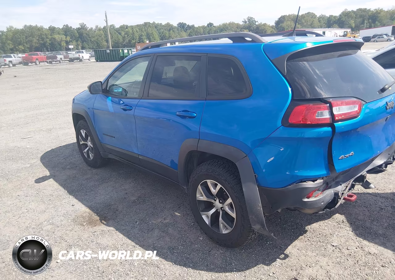 2018 Jeep Cherokee Trailhawk 4X4 VIN:1C4PJMBX2JD500717 - 3