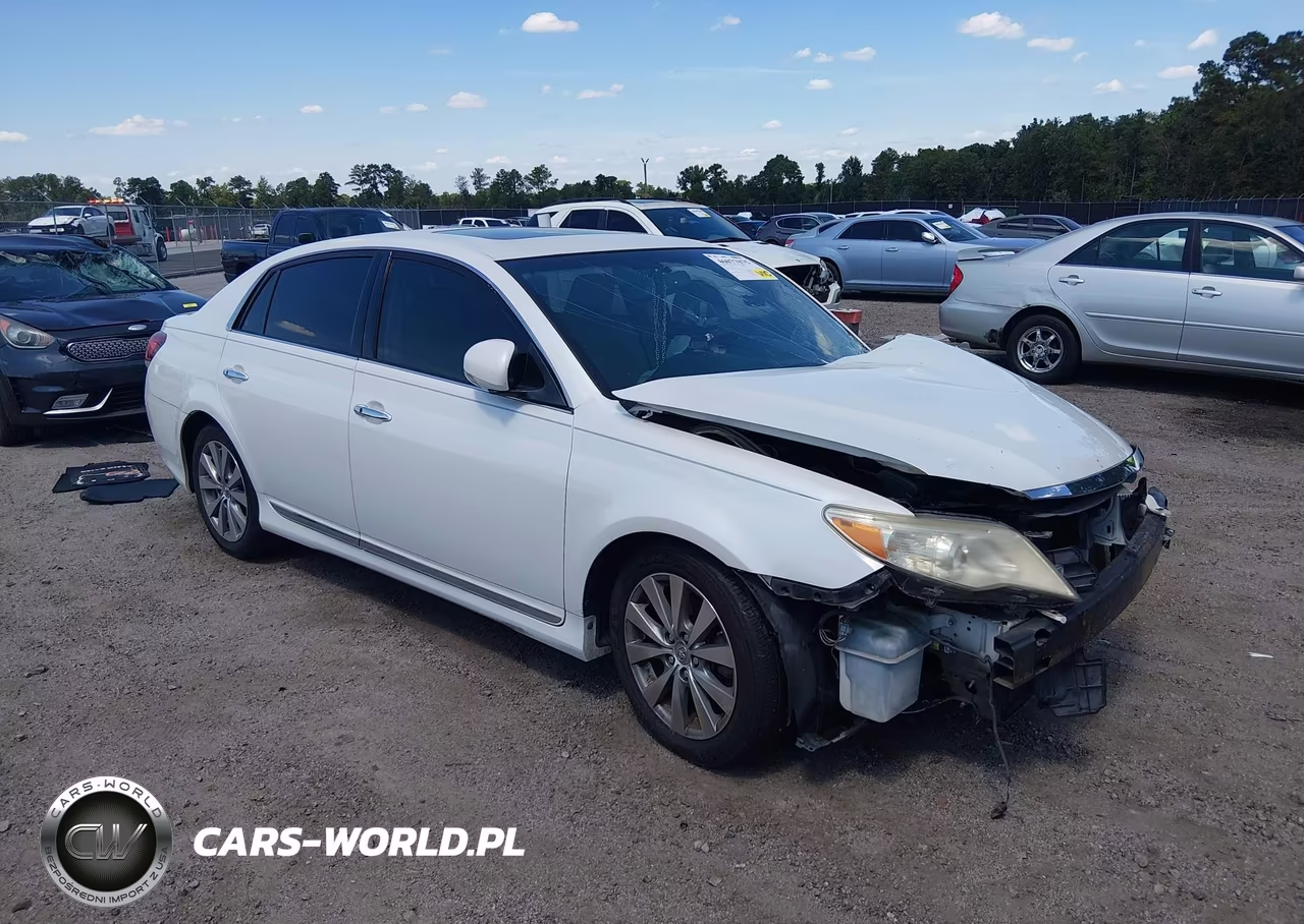 2011 Toyota Avalon Limited