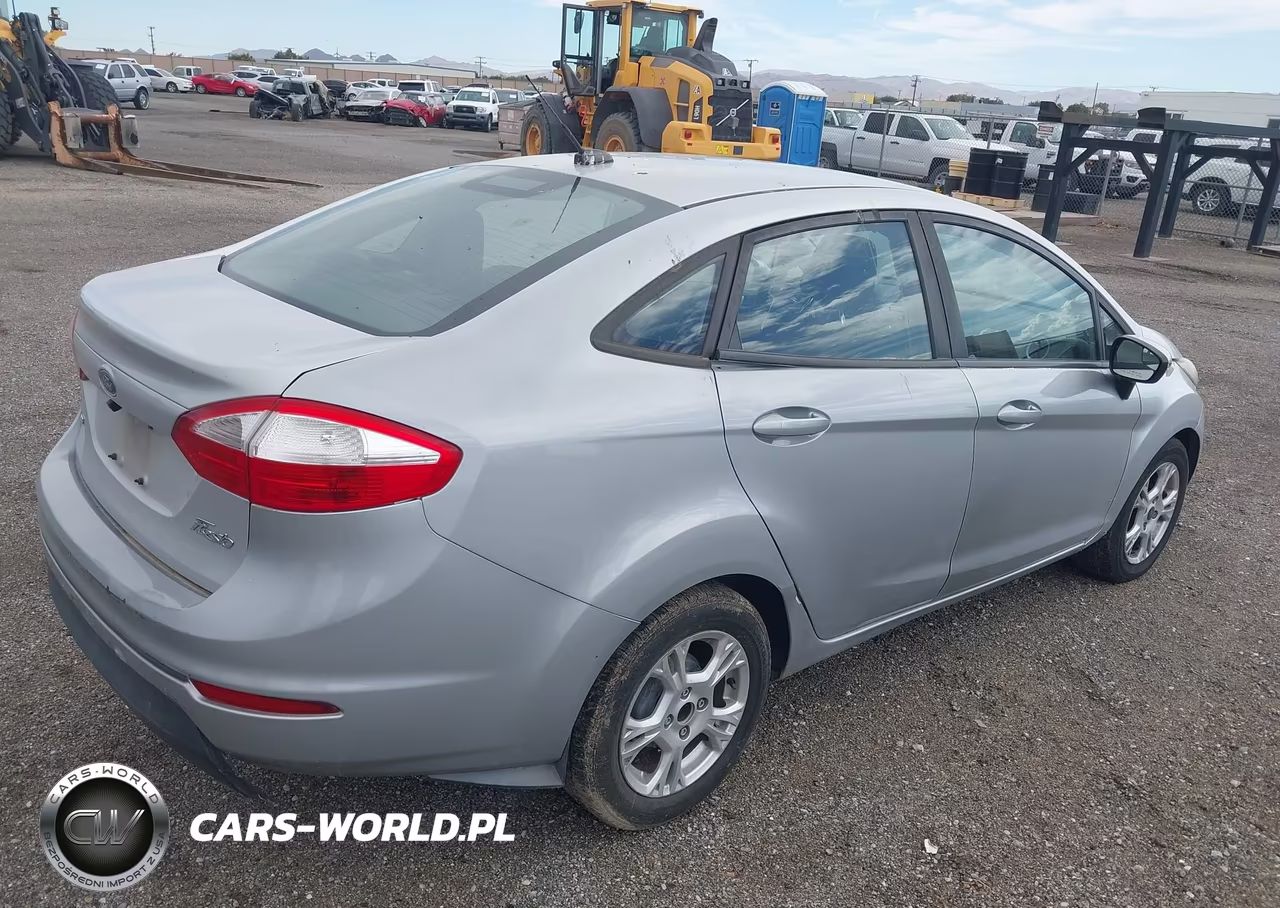 2016 Ford Fiesta Se VIN:3FADP4BJXGM150639 - 4