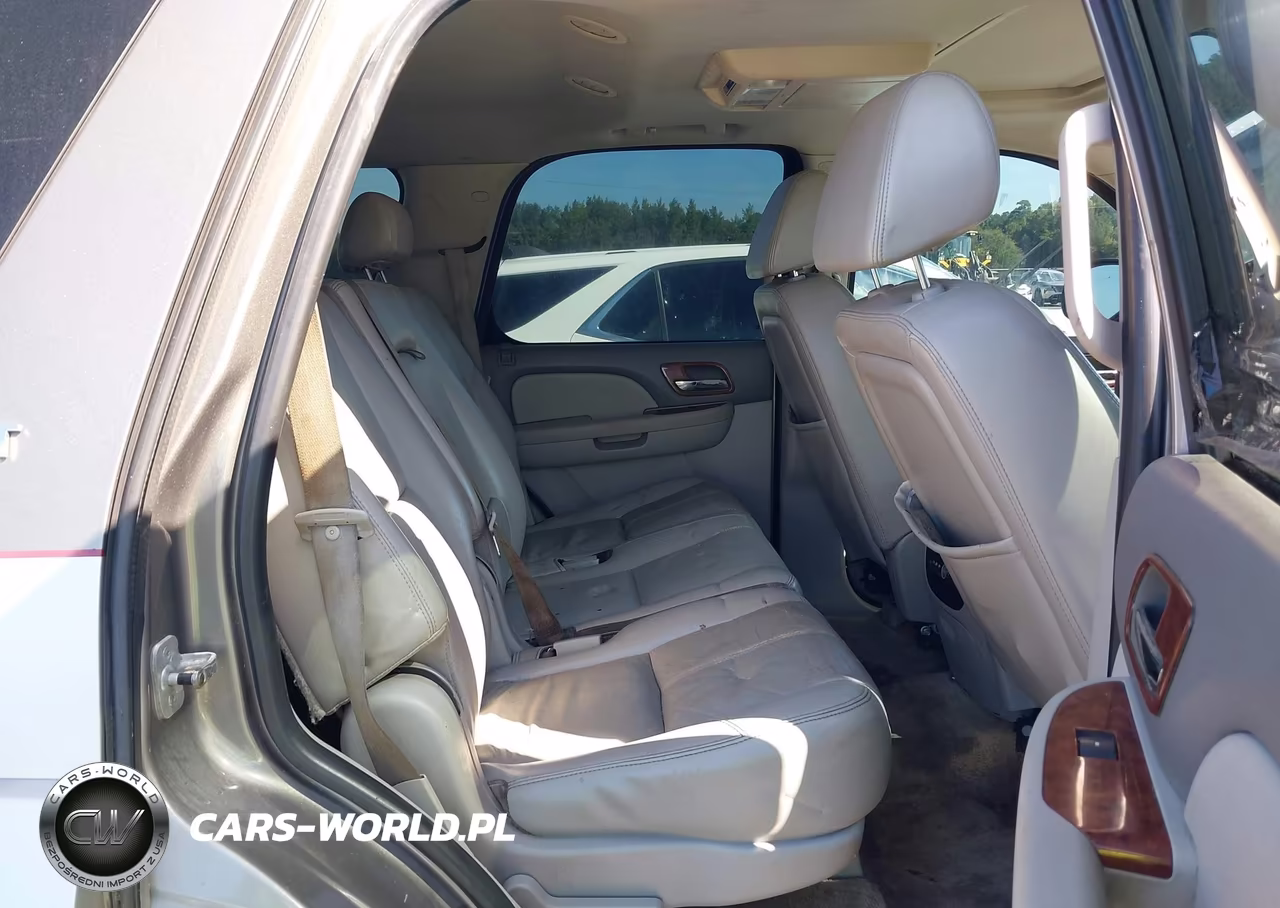 2007 Chevrolet Tahoe Lt VIN:1GNFK13067R196867 - 8