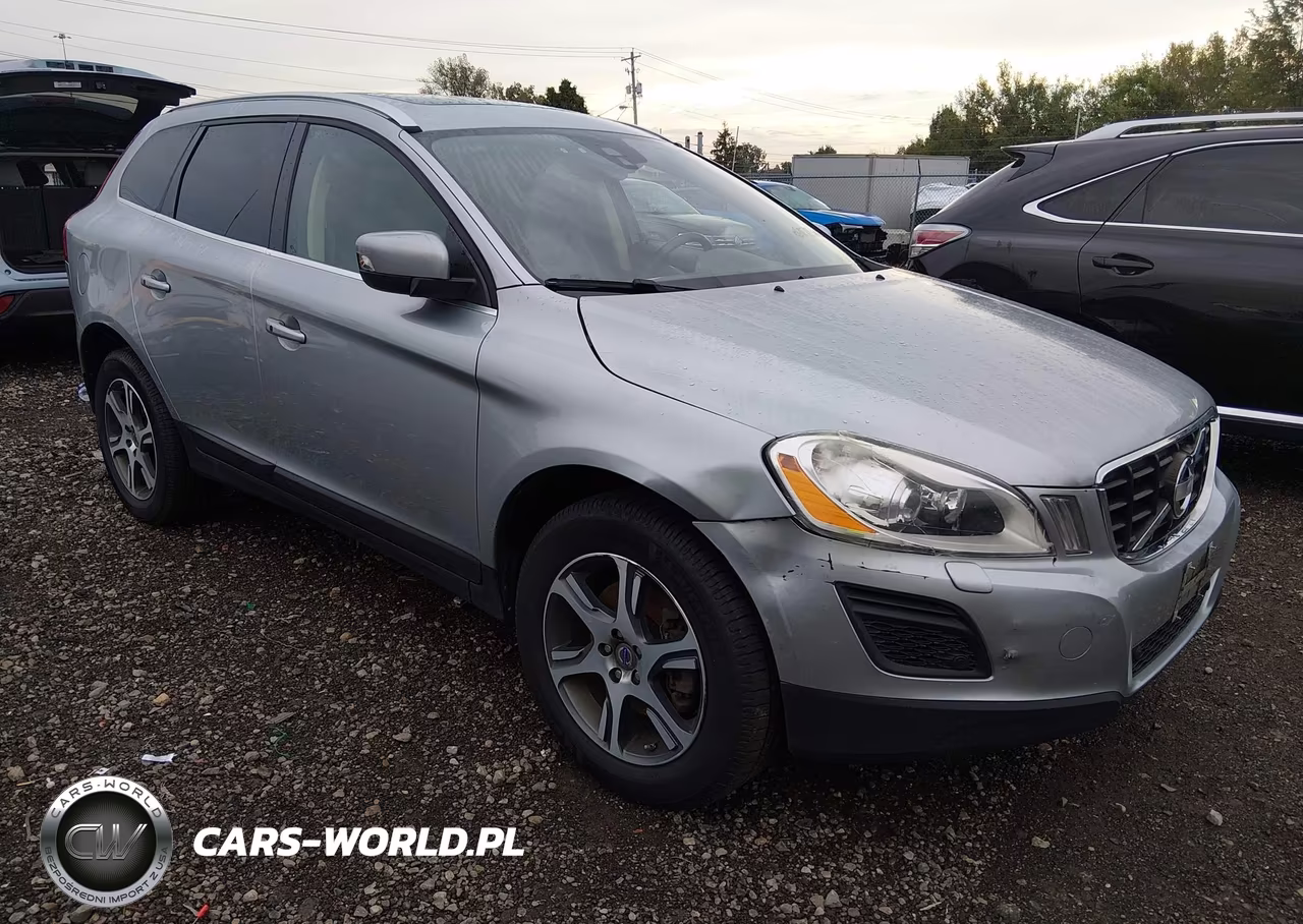 2013 Volvo Xc60 T6 VIN:YV4902DZXD2432498 - 1