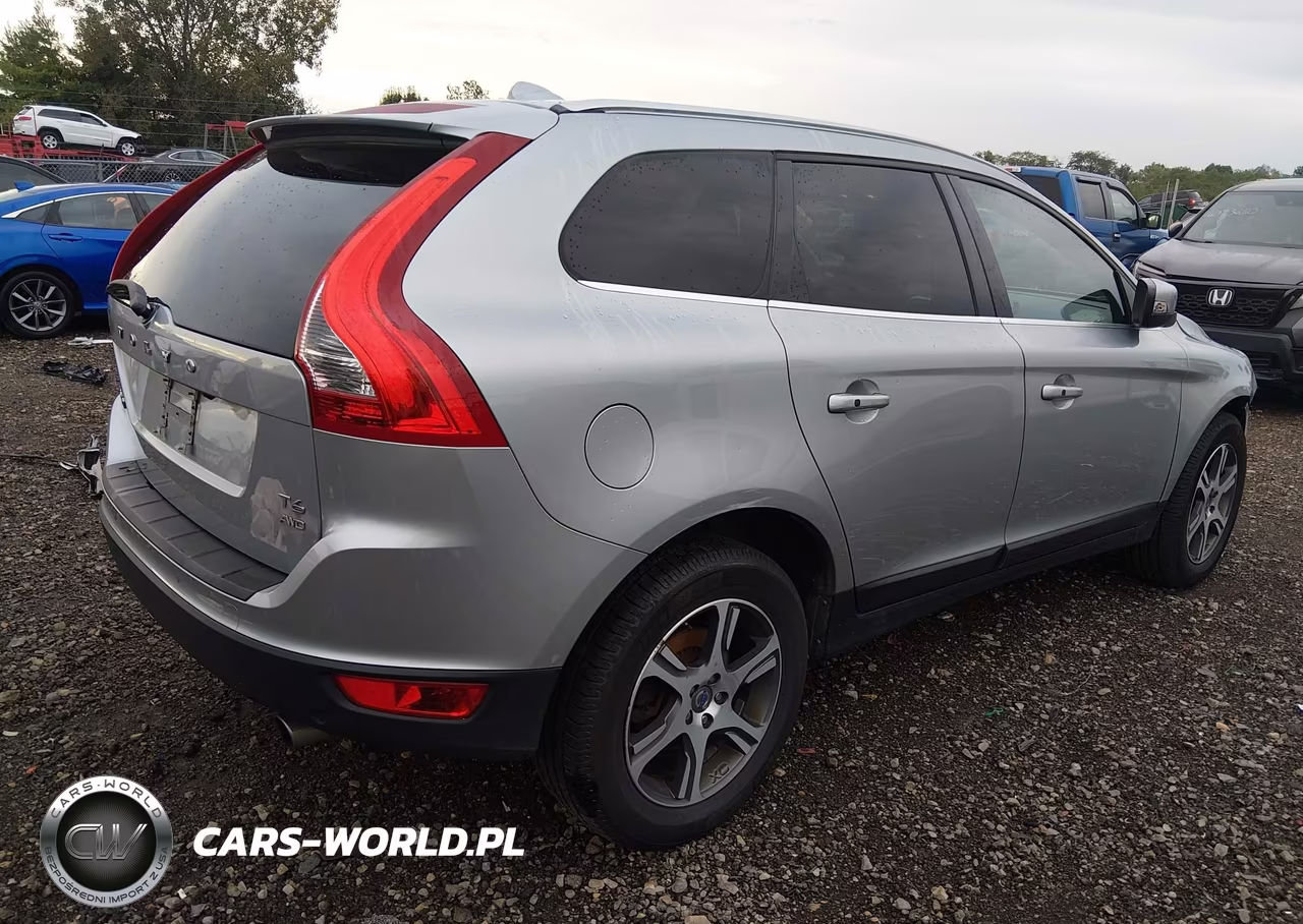 2013 Volvo Xc60 T6 VIN:YV4902DZXD2432498 - 4