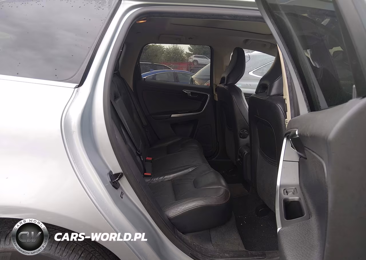 2013 Volvo Xc60 T6 VIN:YV4902DZXD2432498 - 8