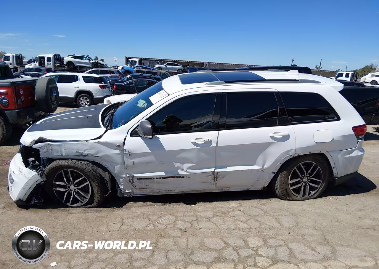 2018 Jeep Grand Cherokee Trailhawk 4X4 VIN:1C4RJFLG2JC427230 - 14