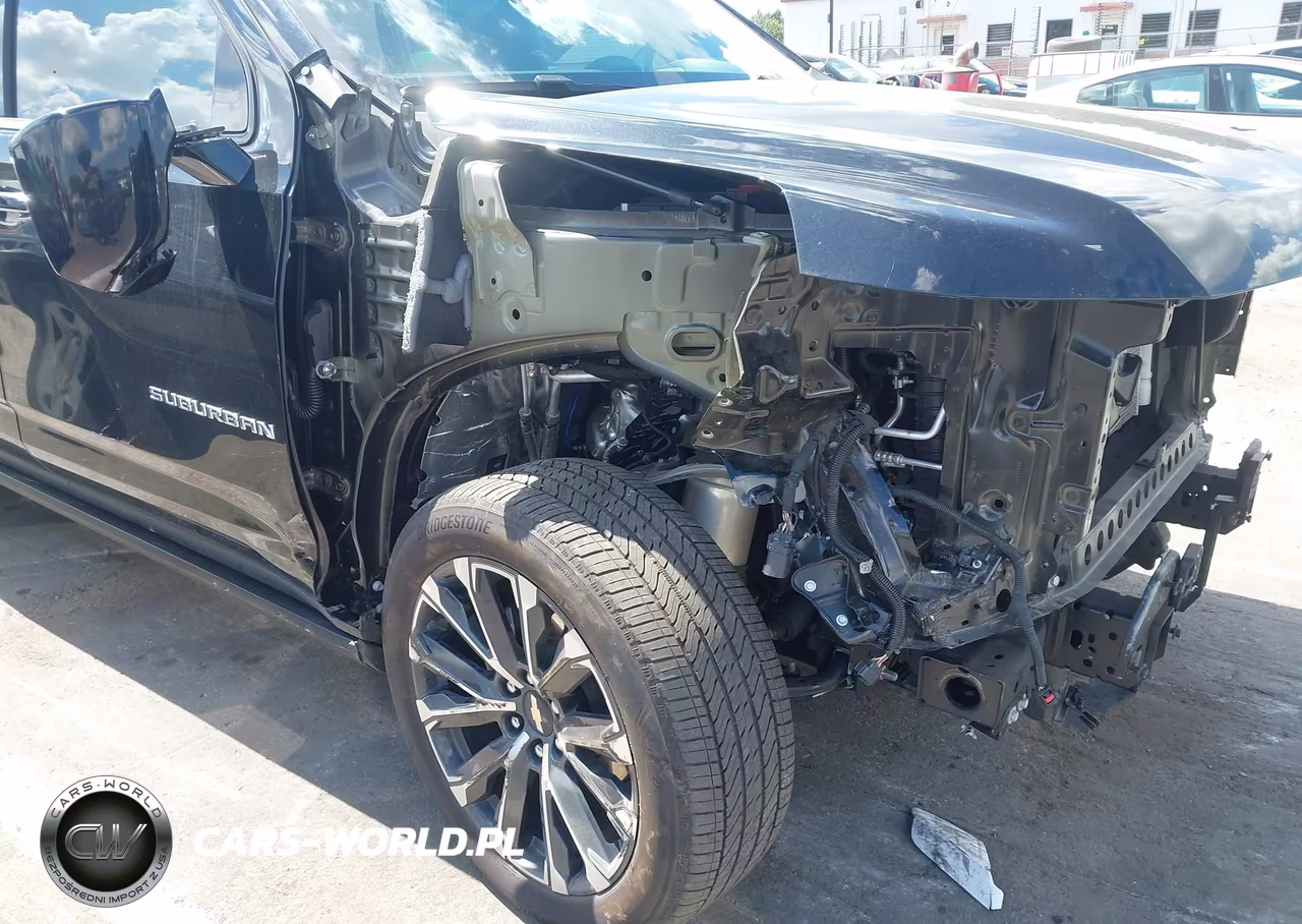 2025 Chevrolet Suburban 4Wd High Country VIN:1GNS6GRL3SR390949 - 17