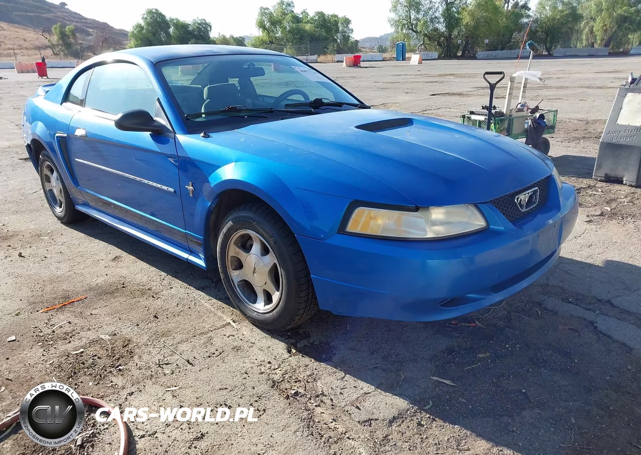 2000 Ford Mustang