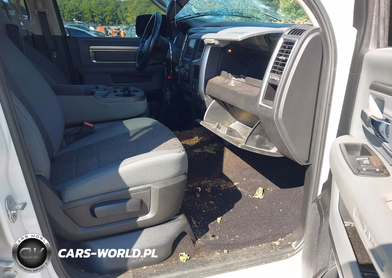 2018 Ram 1500 Big Horn 4X2 6'4 Box VIN:1C6RR6TT2JS119039 - 5