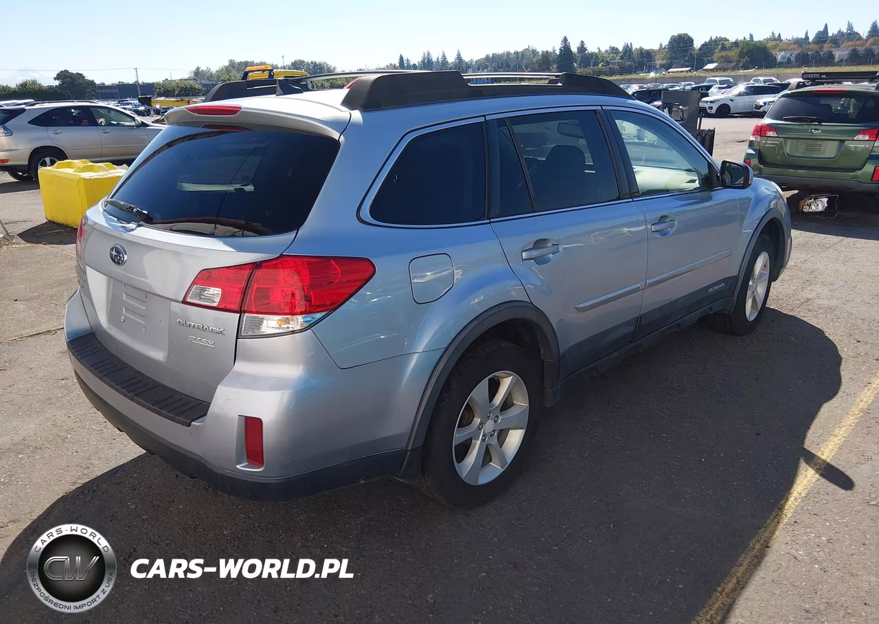 2014 Subaru Outback 2.5I Premium VIN:4S4BRBDC3E3257833 - 4