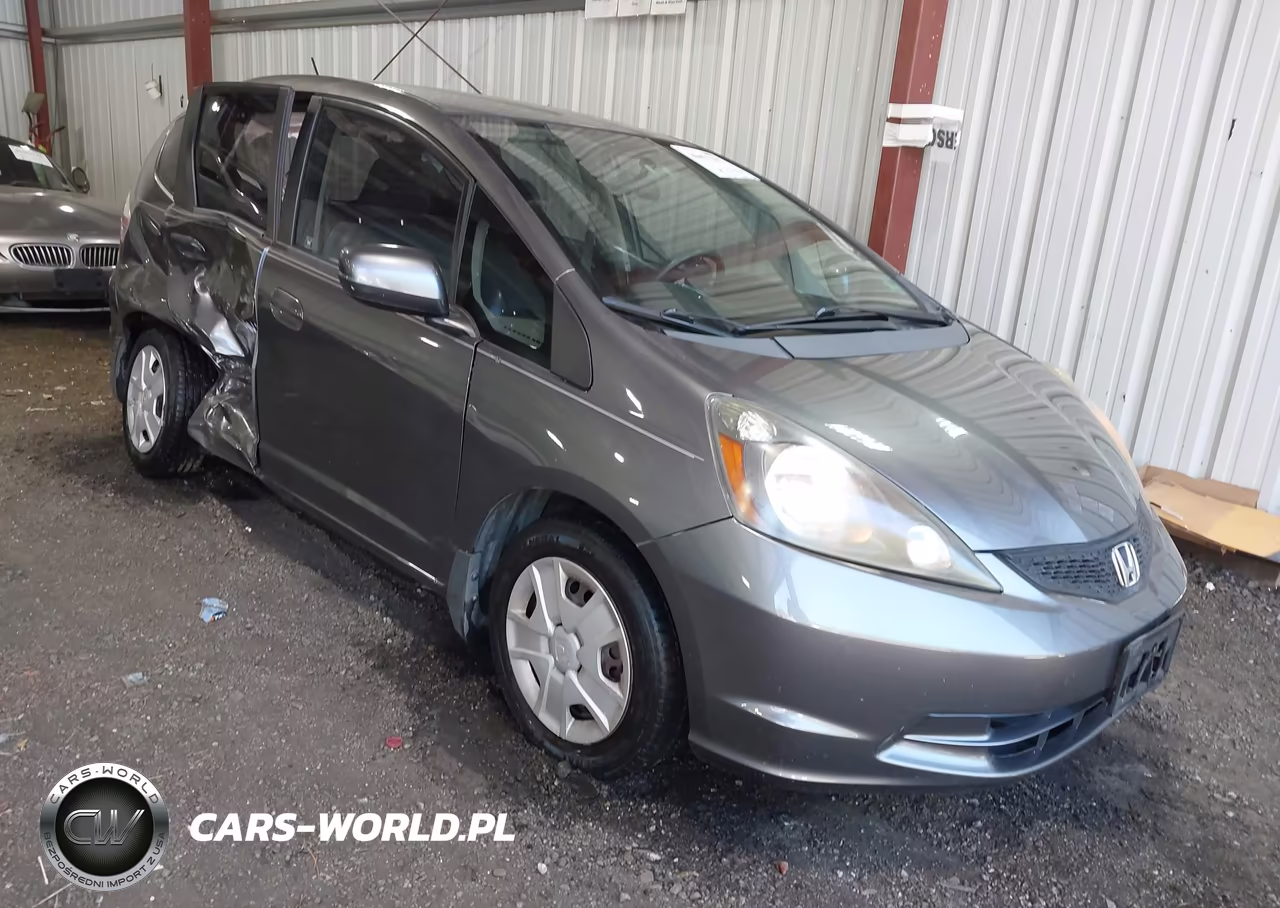 2013 Honda Fit VIN:JHMGE8H30DC051899 - 1